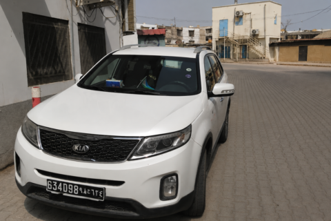 kia sportage 2015 diesel boite automatique blanc excellent etat vAK 369946
