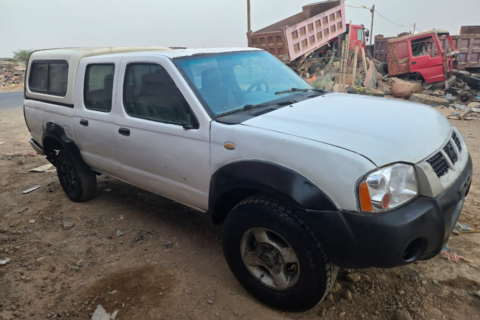 nissan hardbody a vendre wL9