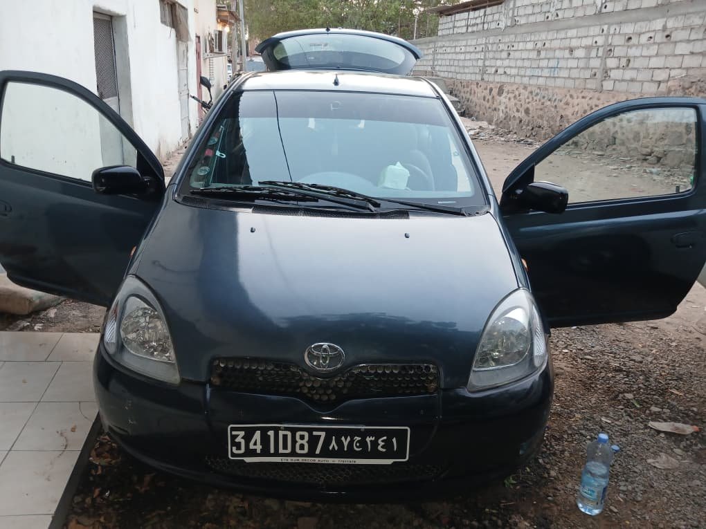 Toyota Yaris 2003