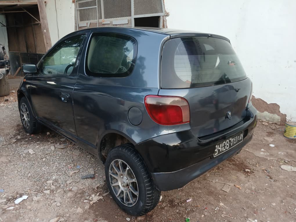 Toyota Yaris 2003