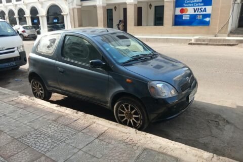 toyota yaris 2003 diesel transmission manuelle bon etat eAW
