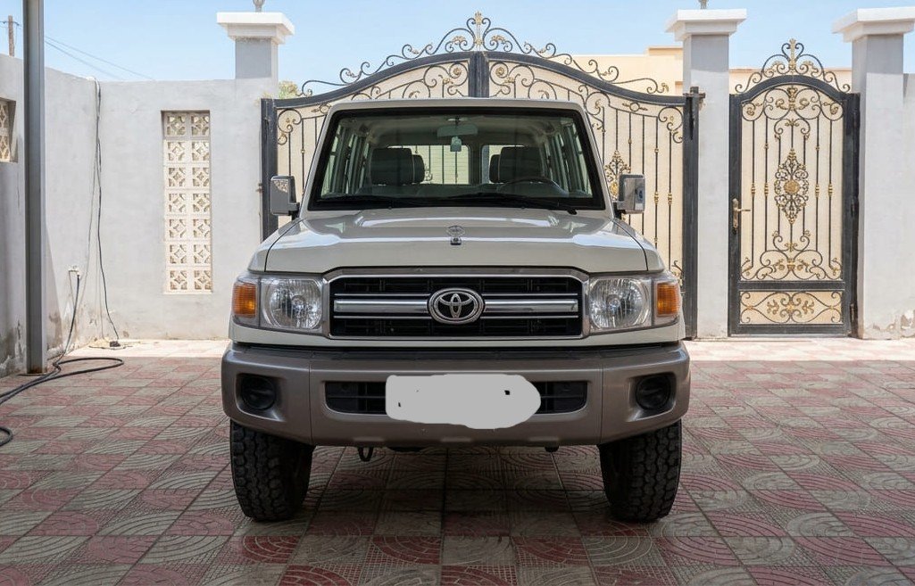 Toyota L-Cruiser 76 V8