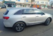 KIA Sorento 4×4, 7 places, économique, climatisée