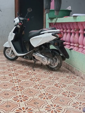 Moto Fekon en excellent état