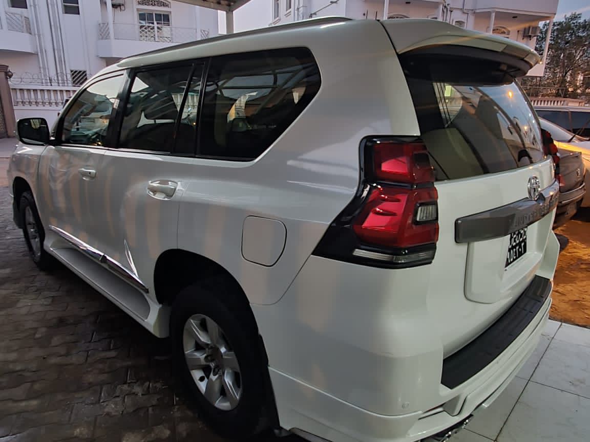 TOYOTA LANDCRUISER PRADO TXL 2017