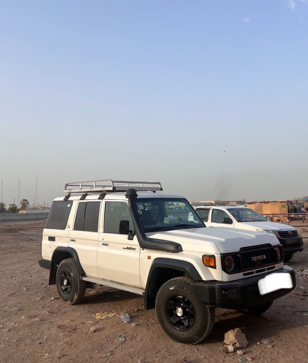Toyota Land Cruiser LC76 Hard-Top 2023