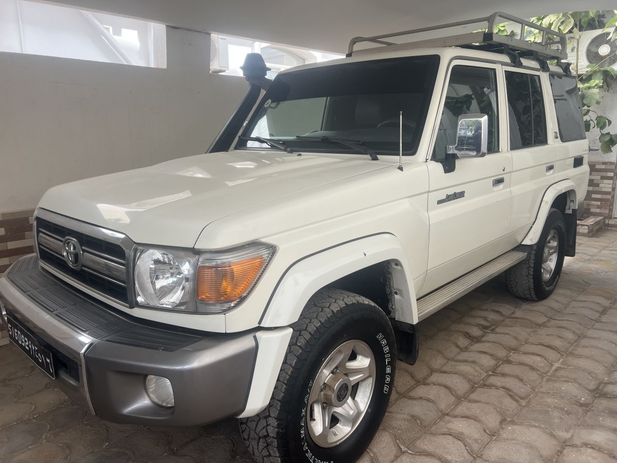 Land Cruiser Hard-top 2022, diesel