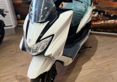 moto-scooter-burgman