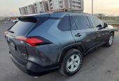 TOTOTA RAV4 2021