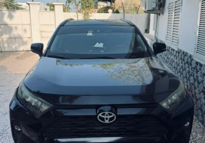 toyota-rav4-xle-2020