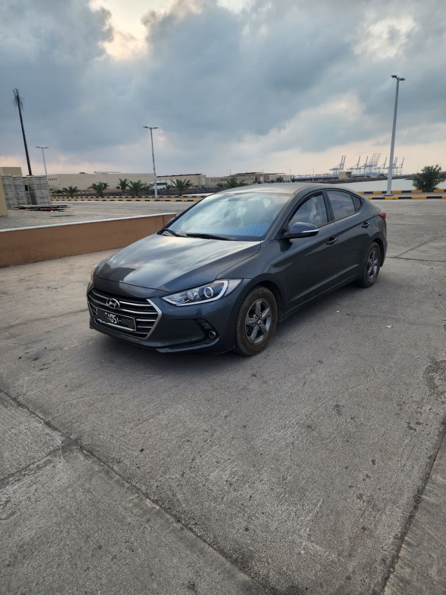 Hyundai Elantra