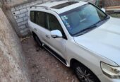 Vente d’un Toyota Land cruiser V8 platinum édition