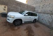Vente d’un Toyota Land cruiser V8 platinum édition