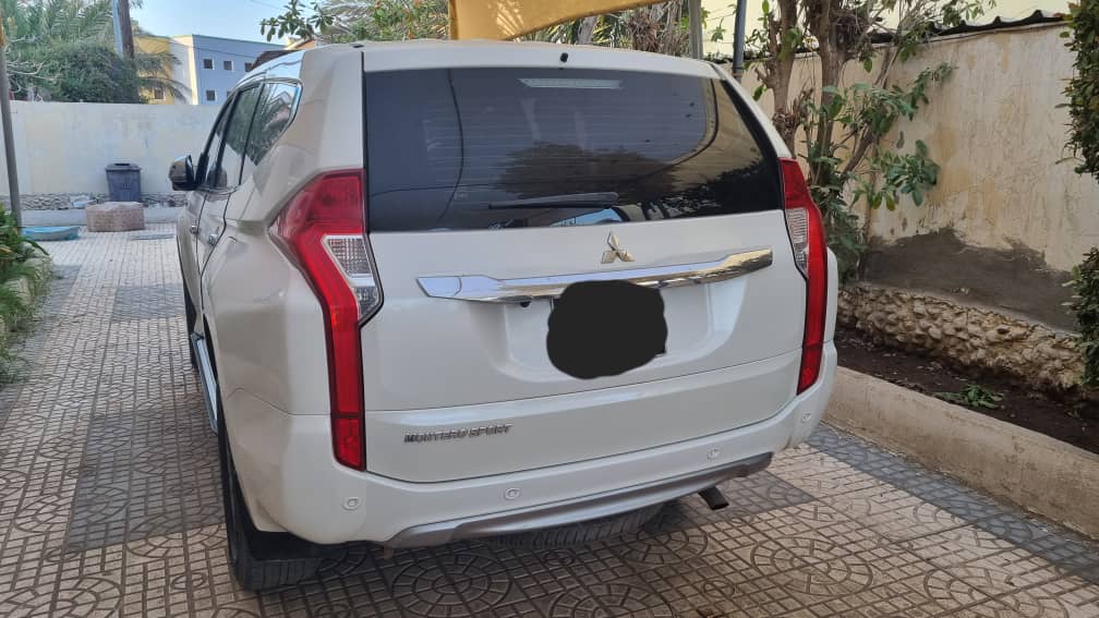 VENTE  Mitsubishi Montero 2019