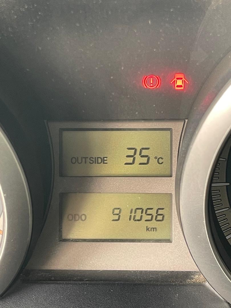 Toyota Land Cruiser Prado 2016, boîte manuelle, excellent état