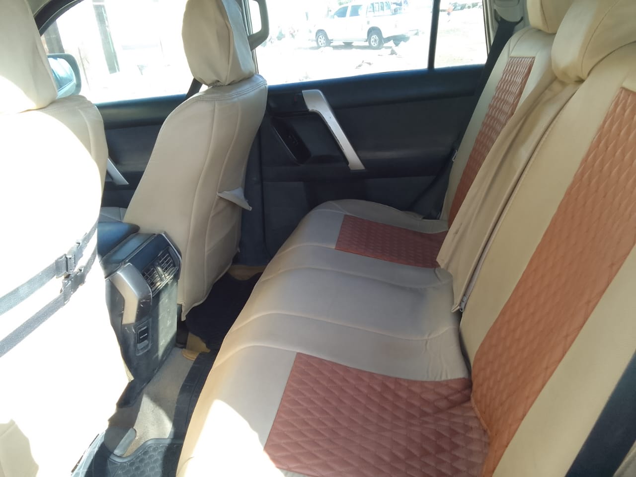 Une vente voiture Prado